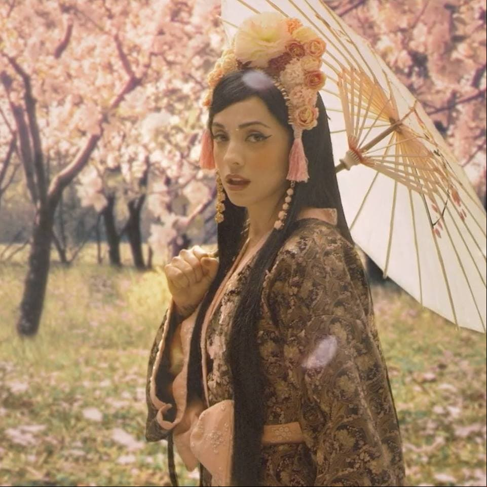 Mon Laferte estrena su nuevo video 'Antes de Ti'