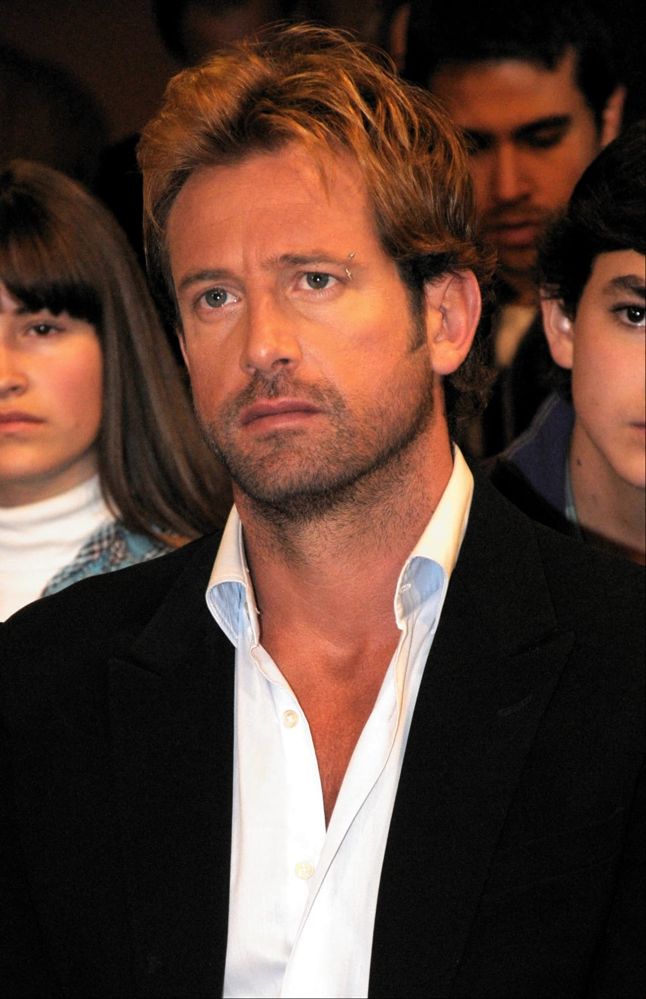 Gabriel Soto, quien también fue parte de este melodrama producido por Rosy Ocampo, dio vida a ‘Camilo Galván’, un personaje que tuvo múltiples transformaciones al vivir profundamente enamorado de la mujer de su mejor amigo.