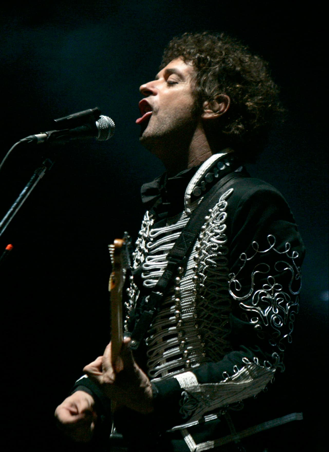 "Cuando pase el temblor" de Soda Stereo es sin duda alguna una de las más icónicas
