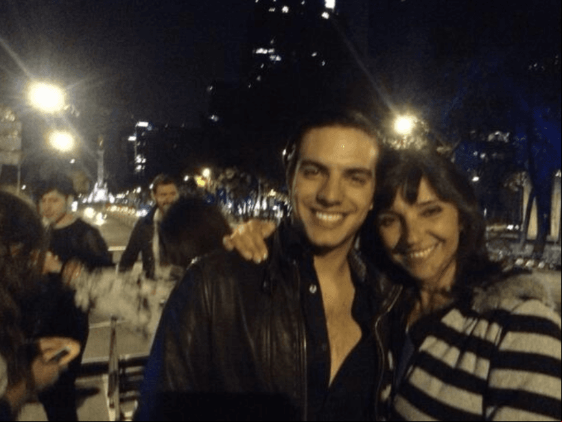 Muy pocas veces, Vadhir Derbez habla abiertamente de su mamá Silvana Prince. Ahora en su último video de YouTube, el actor compartió algunos detalles inéditos sobre la vida de su madre, quien comenzó su carrera en la actuación siendo tan solo una adolescente.