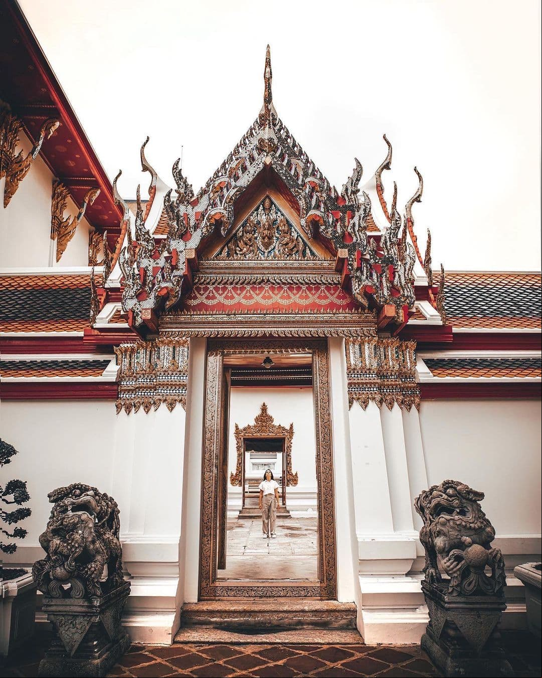 Scarlet narró cómo fue su apreciación sobre la arquitectura de los edificios de Bangkok: “Casi me llevaron a las lágrimas. Los diseños, la simetría, el detalle”.