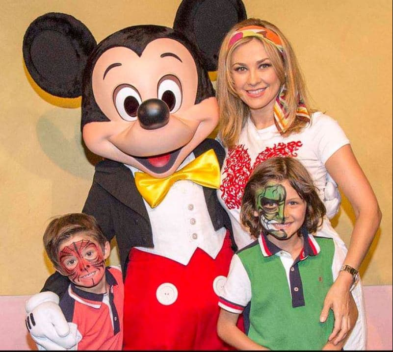 Aracely Arámbula comparte muy pocas fotos de sus hijos