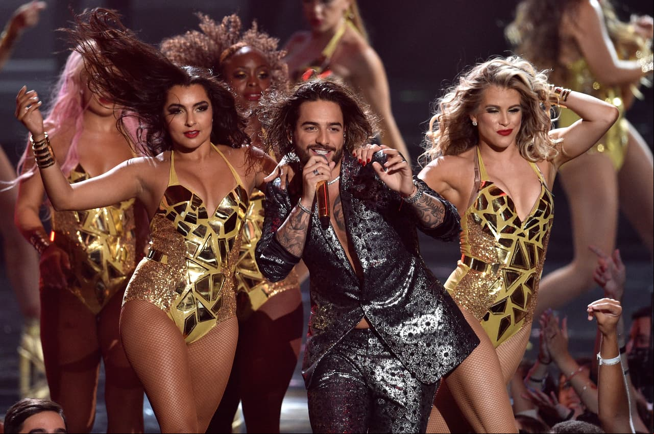 Maluma es un típico hombre Acuario