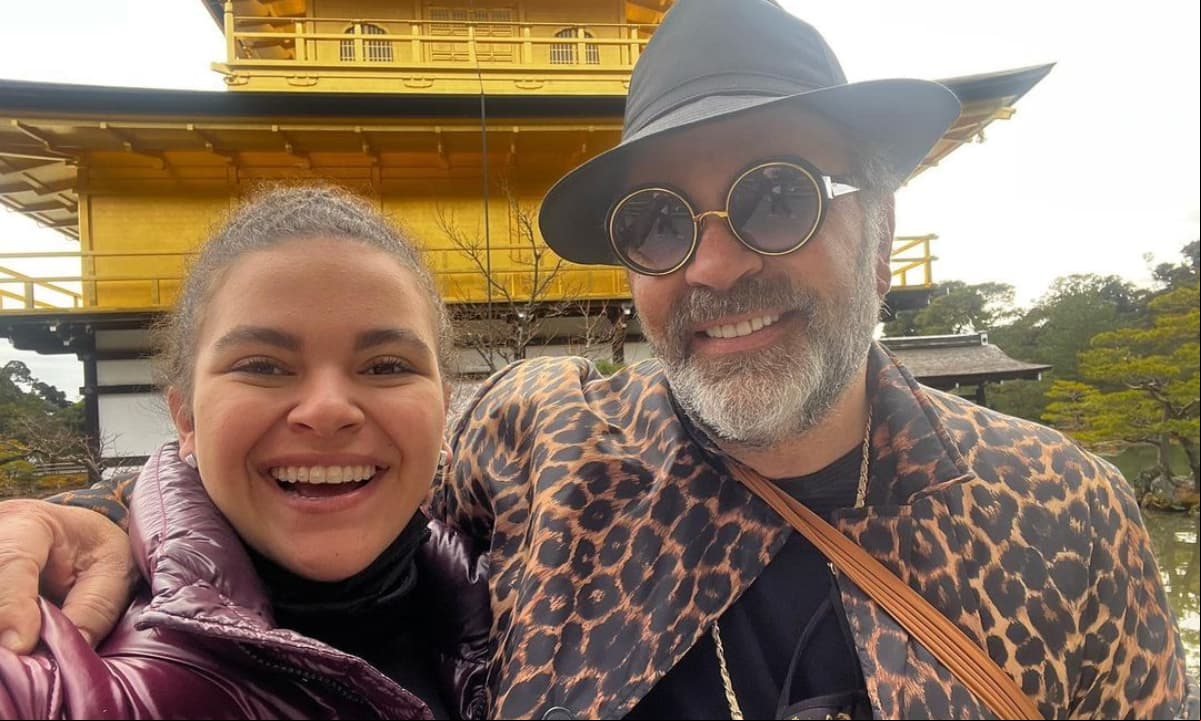 Lucero Mijares es apoyada por sus padres, Lucero y Manuel Mijares.