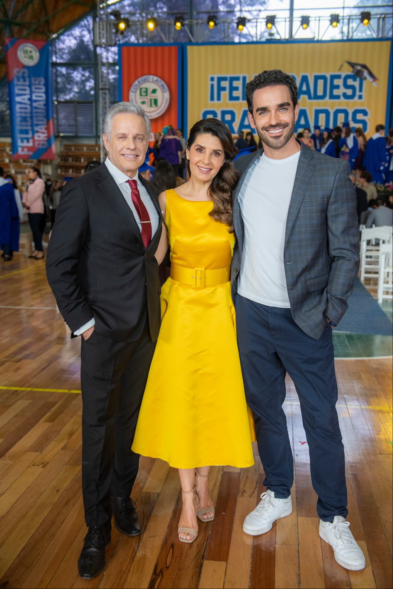 Como el gran final de "Si nos dejan" cautivó a la audiencia, te presentamos imágenes exclusivas de cómo se grabaron algunas de sus escenas y cómo lo vivieron sus protagonistas.