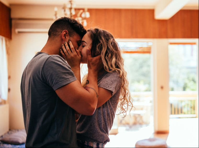 Así enloqueces con un beso a tu crush según su signo zodiacal