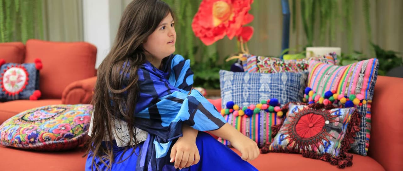 Isabella Springmühl, diseñadora con Síndrome de Down, es Escorpión
