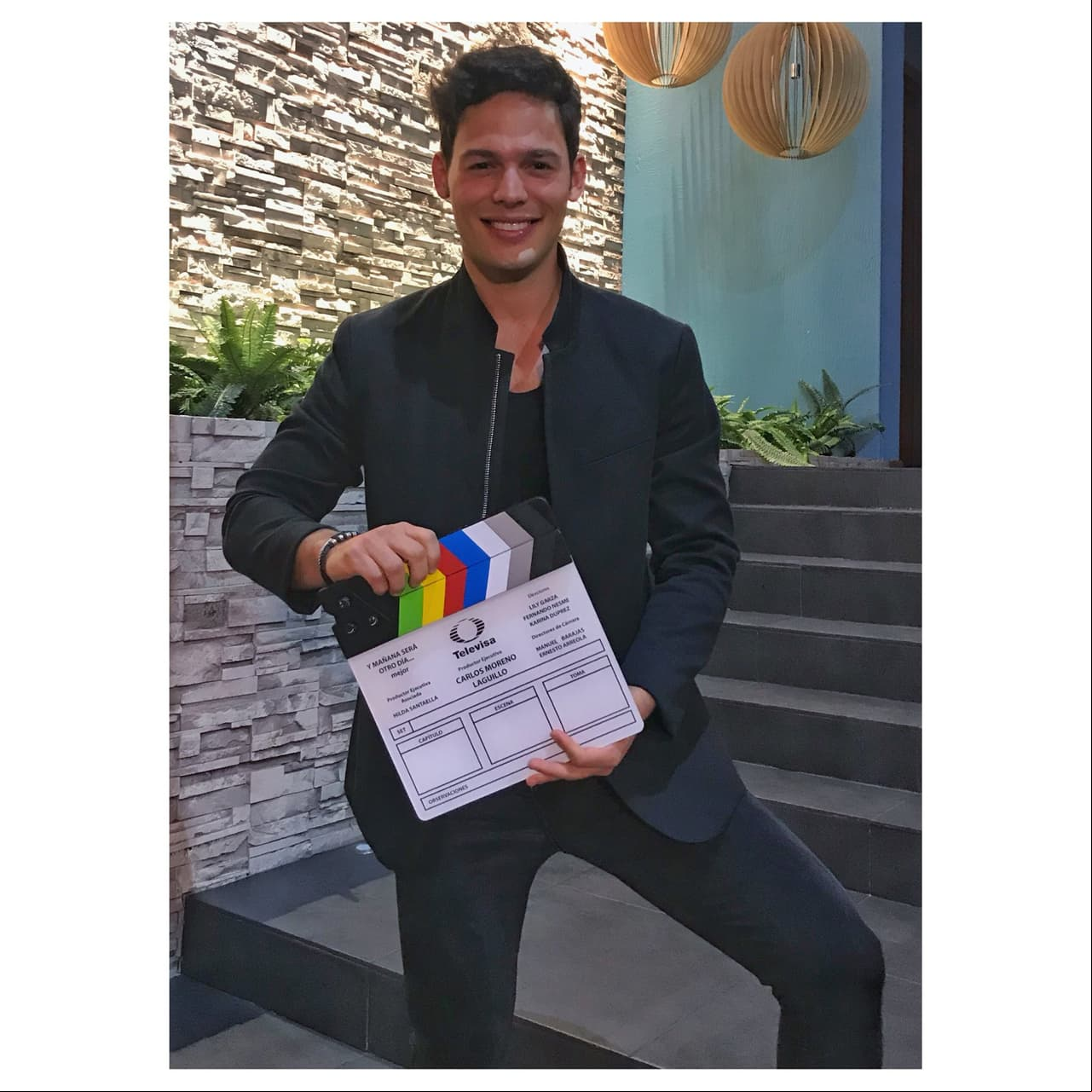 Emmanuel se siente muy agradecido con México, país donde lleva 5 años ejerciendo su carrera actoral.