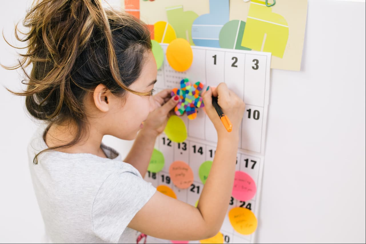 Renueva tu calendario. Bota el anterior y todas las referencias del año pasado, prepárate con el nuevo para las próximas oportunidades y cambio.