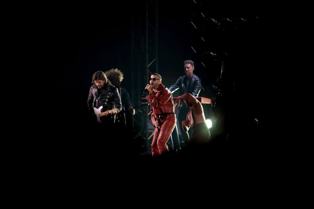 Juanes y Rauw Alejandro en los Latin GRAMMY 2023