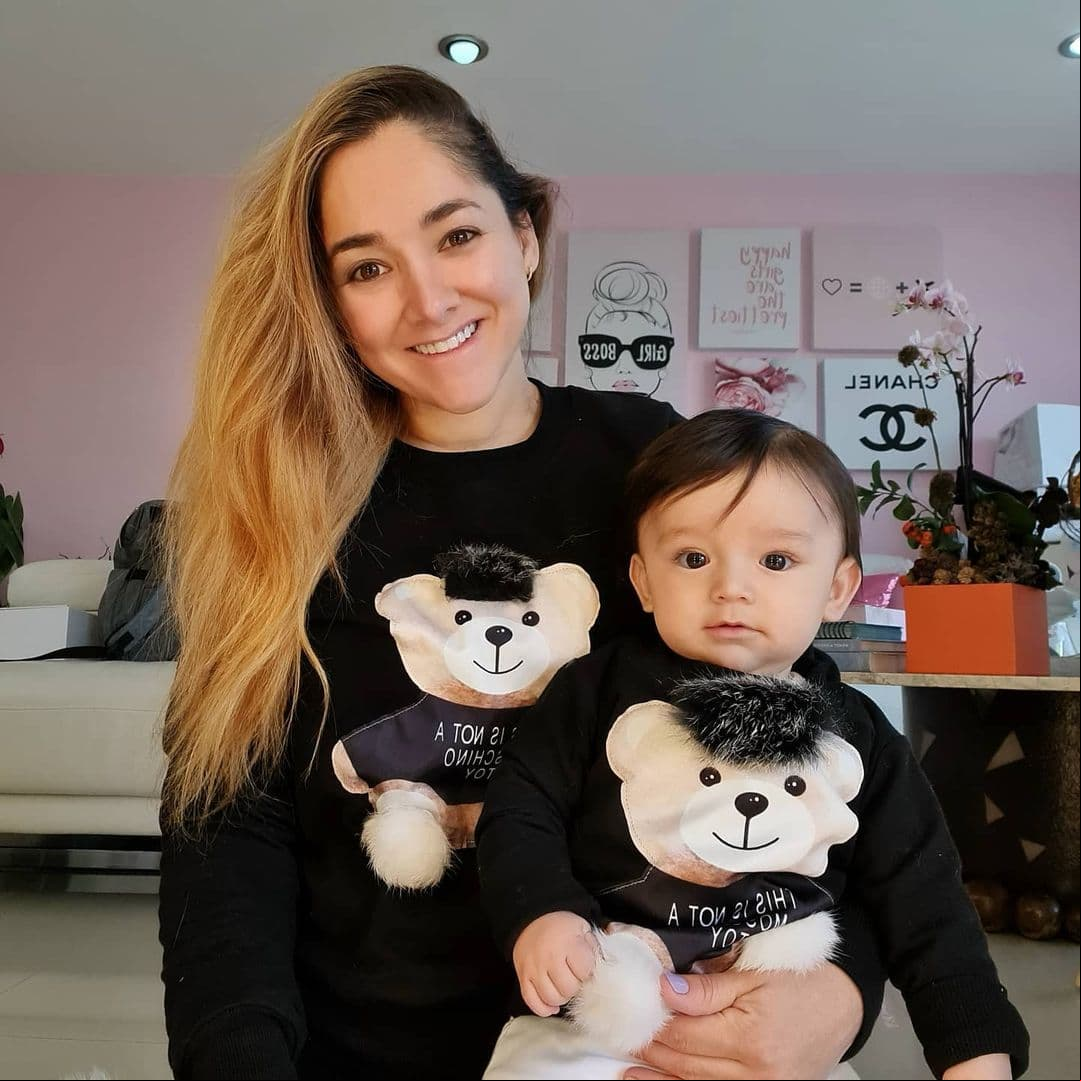 Sherlyn presume el tercer auto deportivo que su hijo recibió como regalo: “¡Me encantó!”