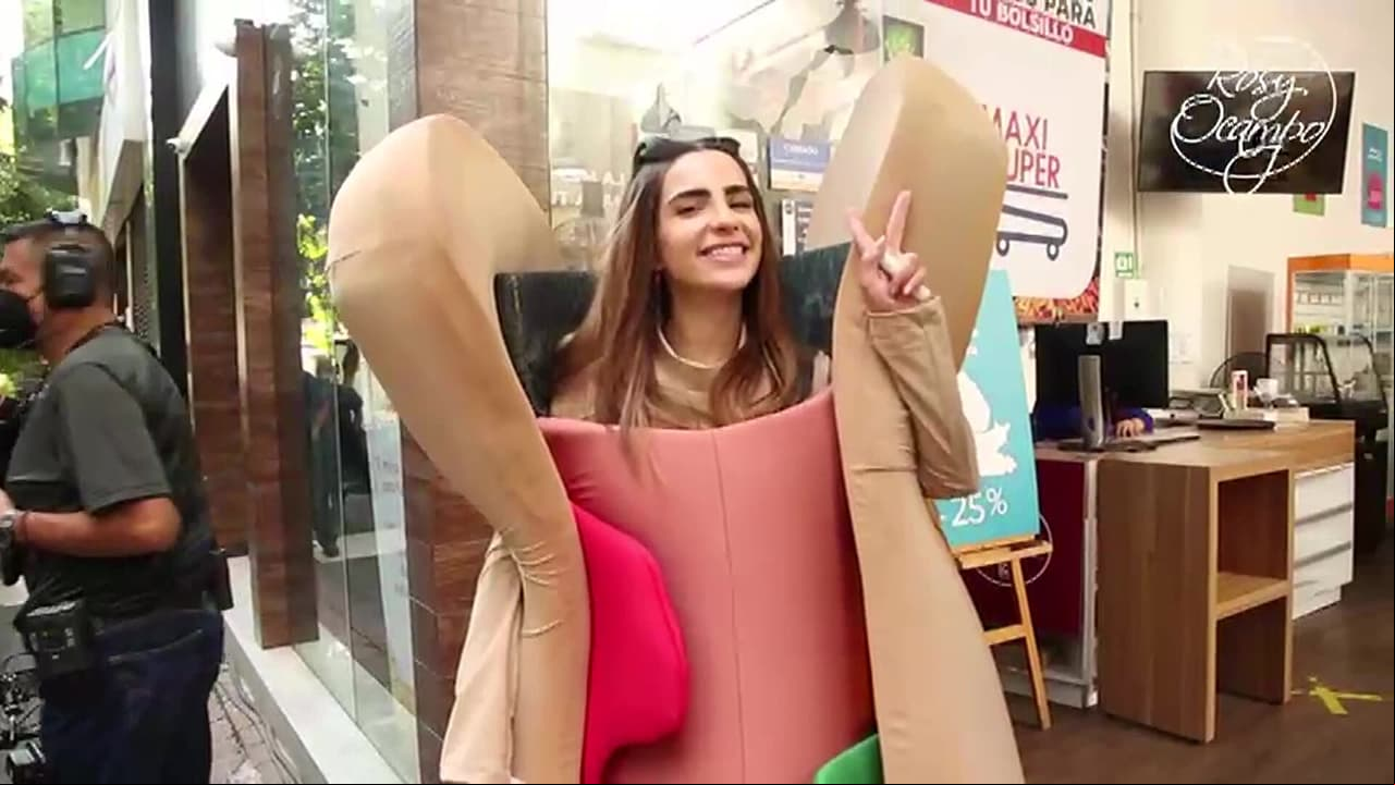 ¡Fernanda Urdapilleta se transforma en tremendo salchichón! Velo AQUÍ