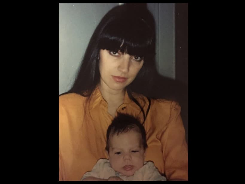 La relación duró cuatro años, llegando a su fin a mediados de 1991, cinco meses después de que Vadhir Derbez naciera. Sin embargo, un año antes de que terminaran, la pareja perdió a su primer bebé. “Fue feo, pero si no, no estarías aquí”, detalló.
