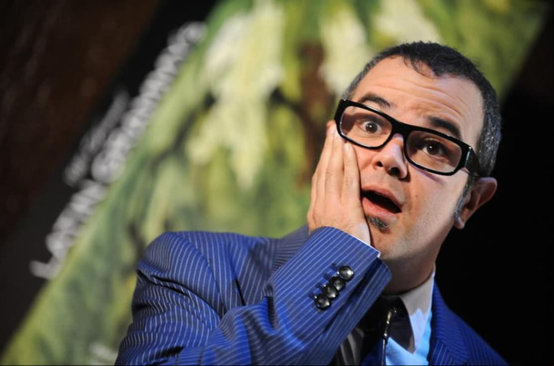 Difunden video de Aleks Syntek tocando reggaetón