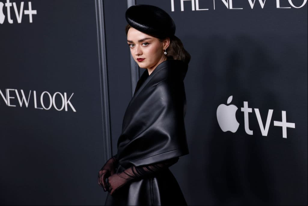 Maisie Williams en alfombra roja de 'The new look'