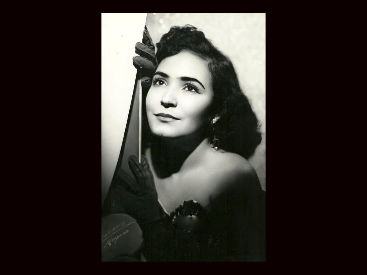 Así de guapa se veía Carmen Salinas en su juventud
