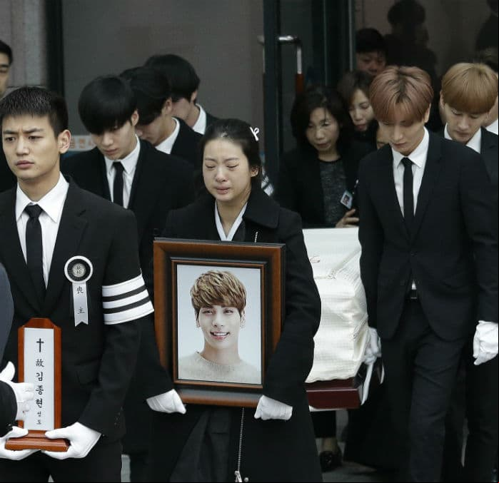 El velorio de Jonghyun unió a las superestrellas del K-Pop