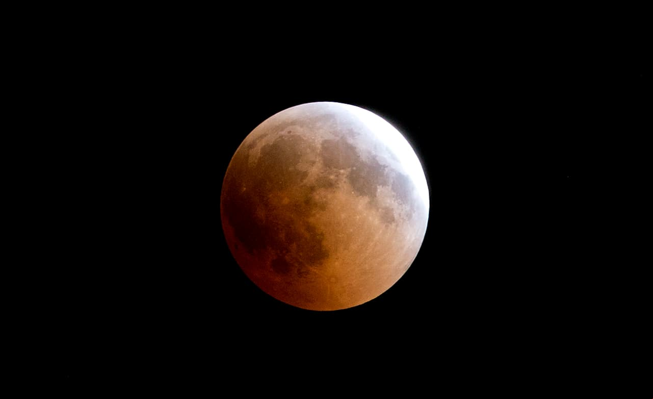 Eclipse lunar más largo del siglo XXI