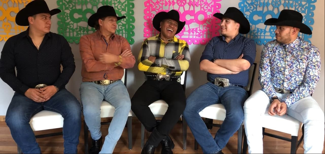 Bronco y el reggaetón: ‘Hacemos canciones sensuales, no pornográficas’