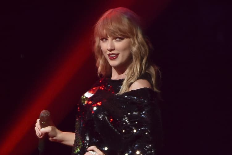 Taylor Swift fue captada junto a su nuevo novio