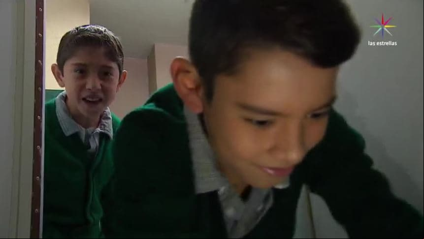 ESCENA: ¡Bully recibe su merecido con creces!
