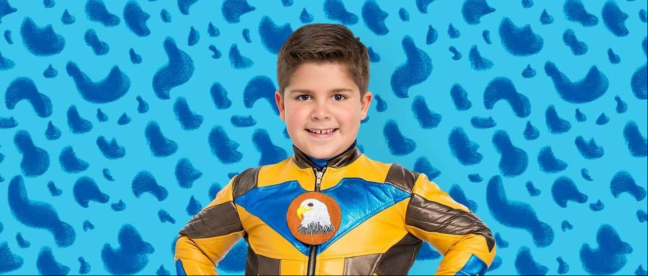 Leo Herrera se transforma en superhéroe para ‘S.O.S Me estoy enamorando’