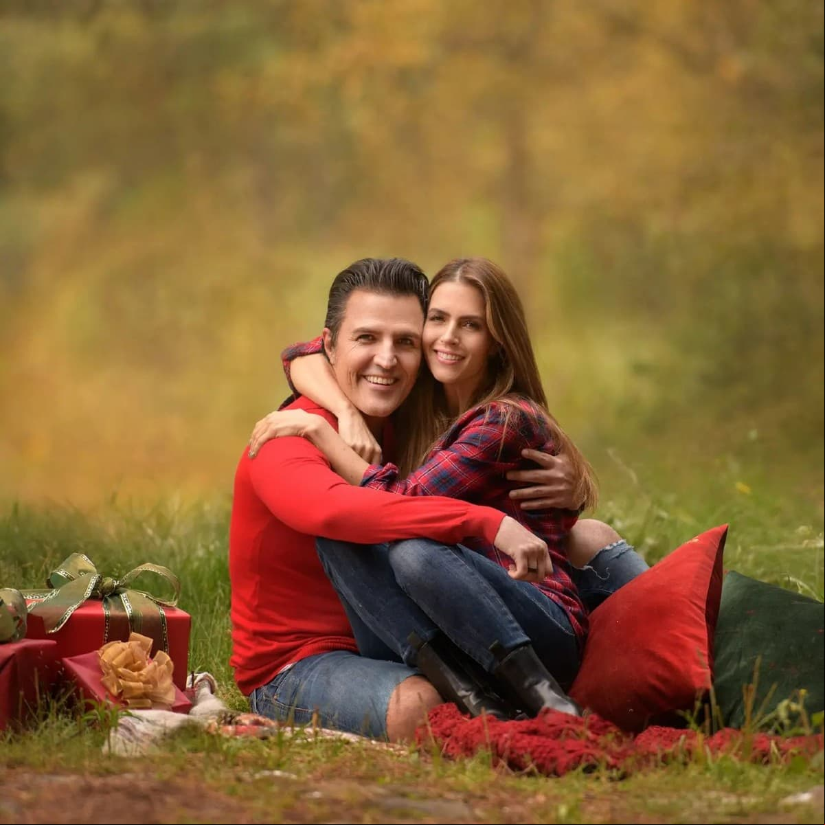 Claudia Álvarez está casada con el productor Billy Rovzar