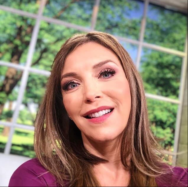 Laura Flores reveló que ha perdido dos bebés. El primero era niño y venía con Síndrome de Down y el segundo fue durante la telenovela ‘Piel de Otoño’, en 2005.