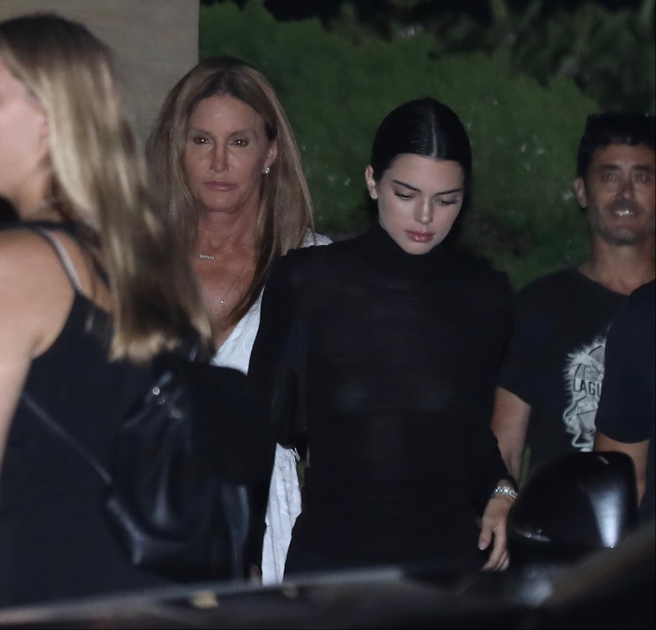 ¡Adiós bra!, Kendall Jenner y la sexy manera de presumir atributos