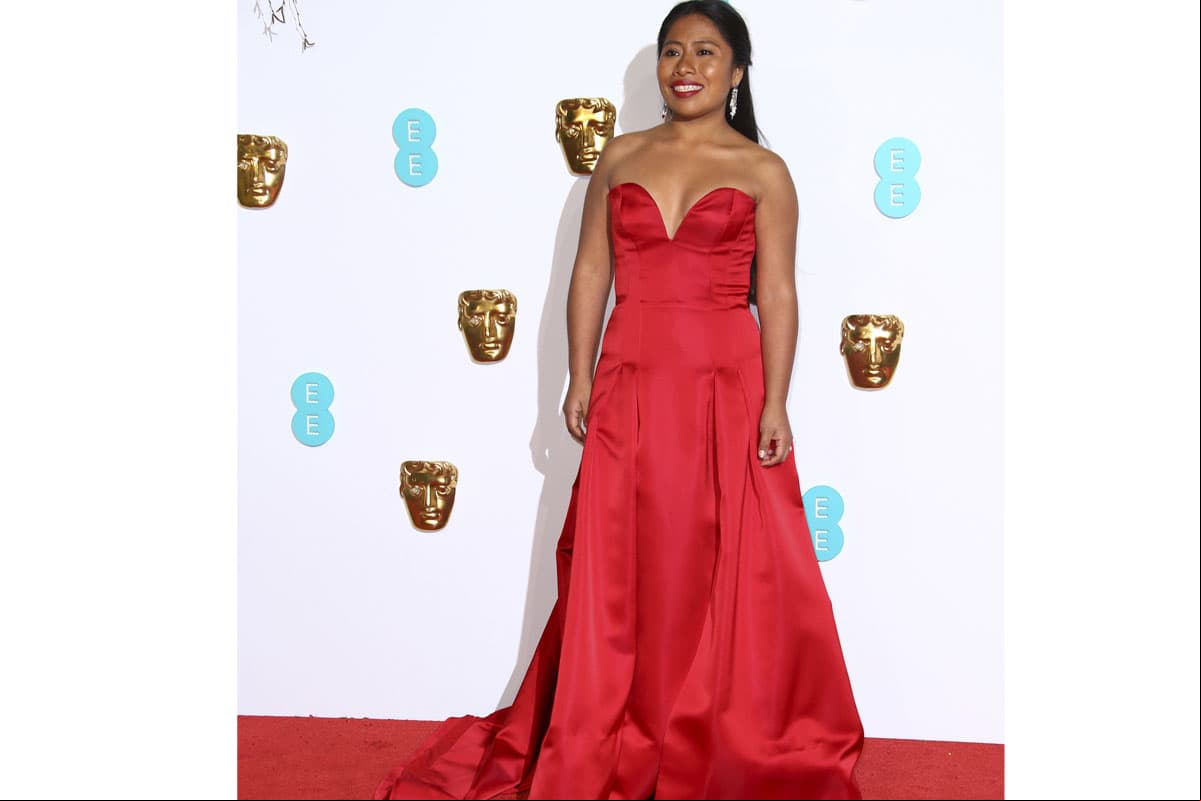 Yalitza Aparicio durante la alfombra roja de los BAFTA 2019 en Londres