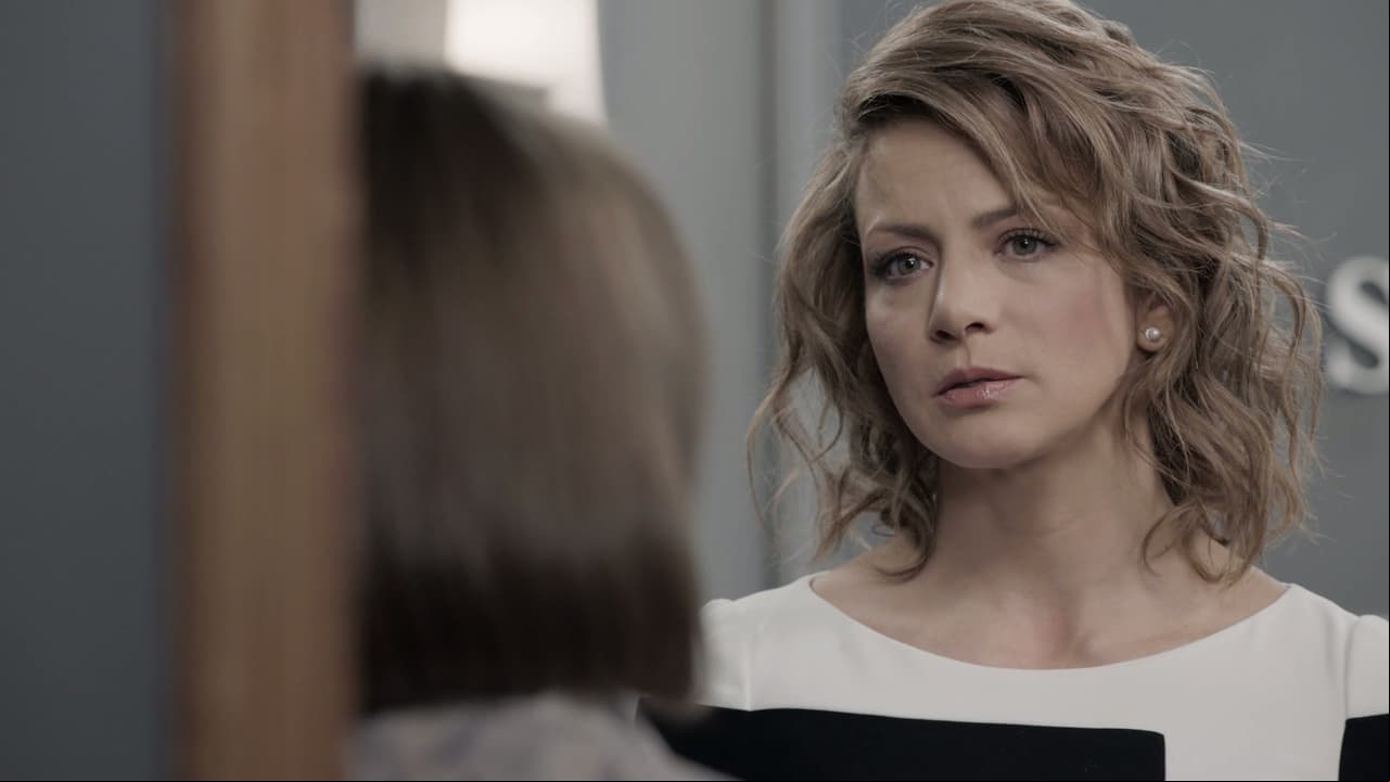 La Candidata Capítulo 56: Regina se entera que Cecilia es su hermana