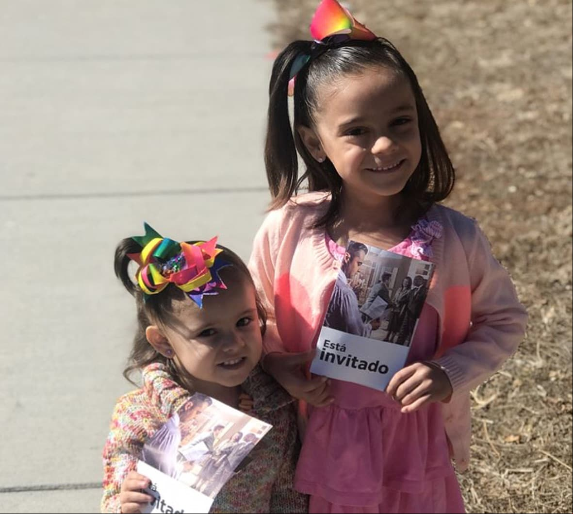 Aunque son pocas las fotografías que la actriz tiene de sus hijas en sus cuentas personales, cada vez que comparte algún retrato junto a las pequeñas recibe miles de ‘Me gusta’.