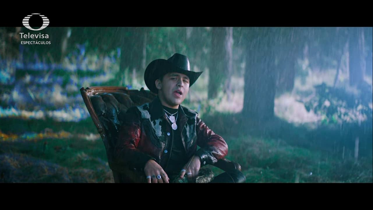 Christian Nodal estrena ‘Nada nuevo’