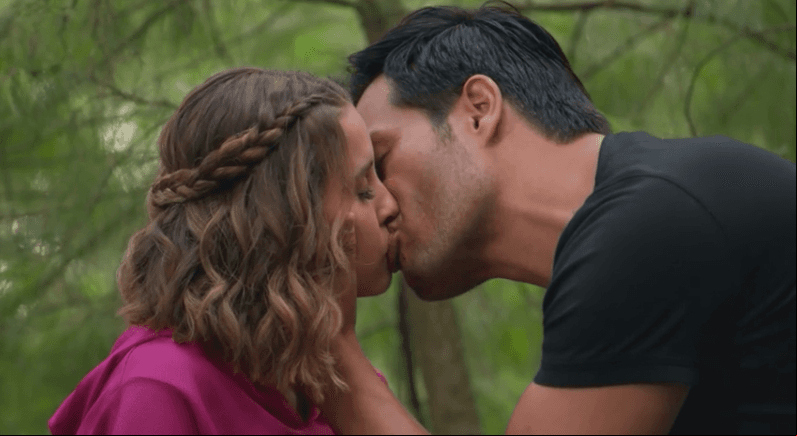 Capítulo 13: Raúl se atreve a confesarle su amor a Victoria