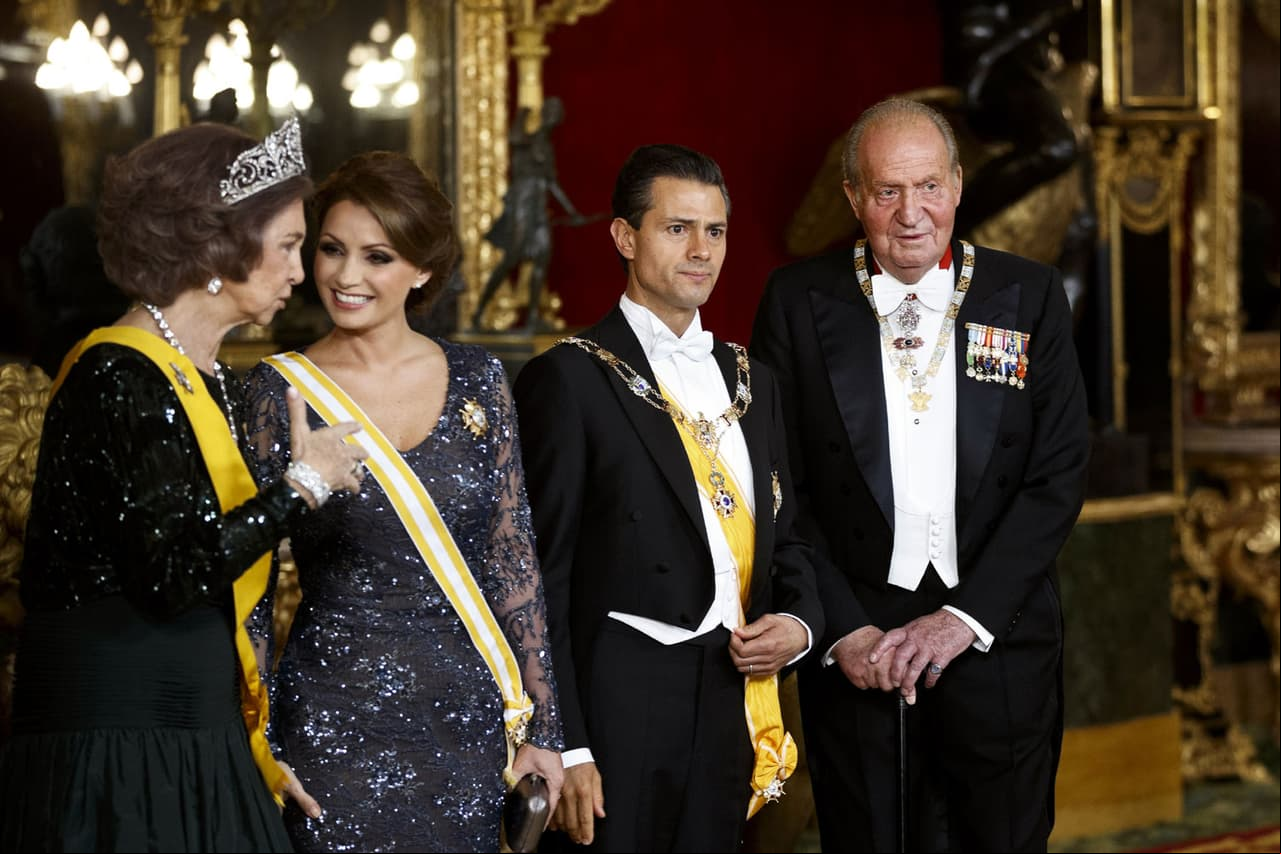 Otro momento que llamó la atención fue en una gira a España en 2014 donde tuvieron un encuentro con los reyes Juan Carlos y Sofía.