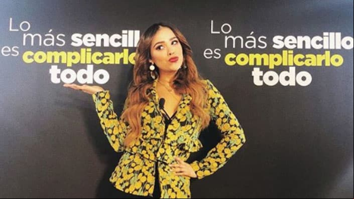 Danna Paola se desnuda ante las cámaras